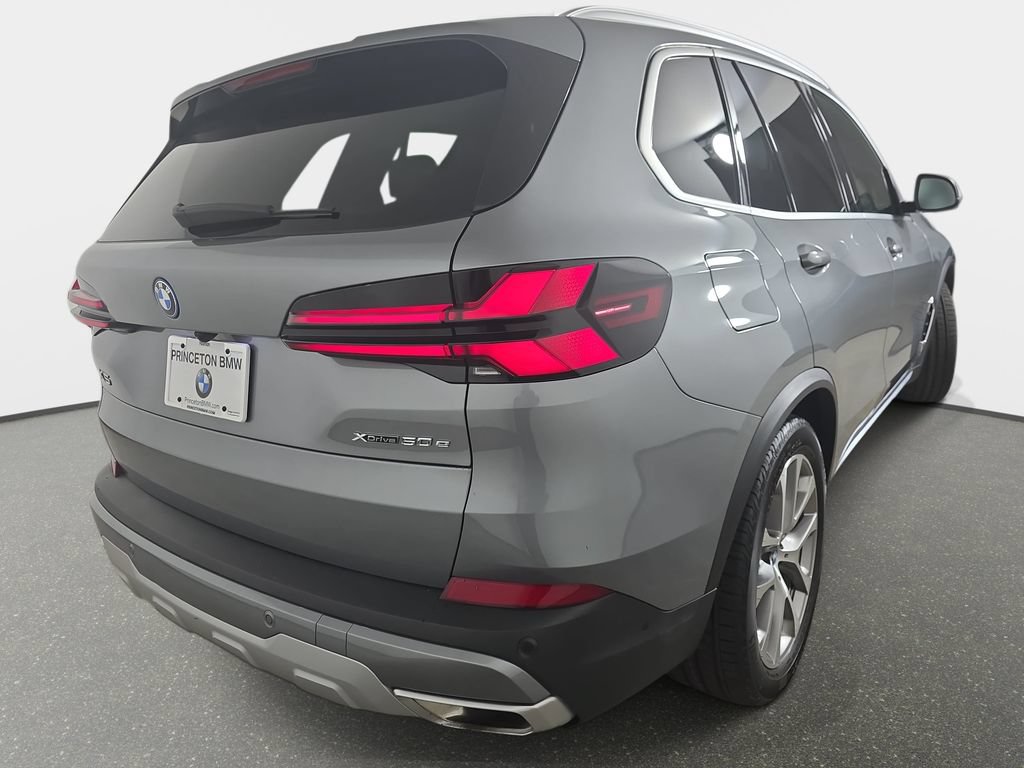 Certified 2025 BMW X5 xDrive50e AWD/4WD image 36