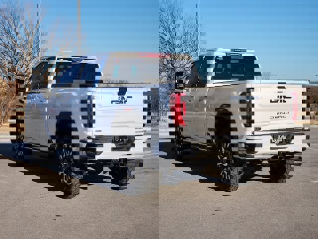 Used 2025 GMC Sierra 2500 Denali Ultimate image 5