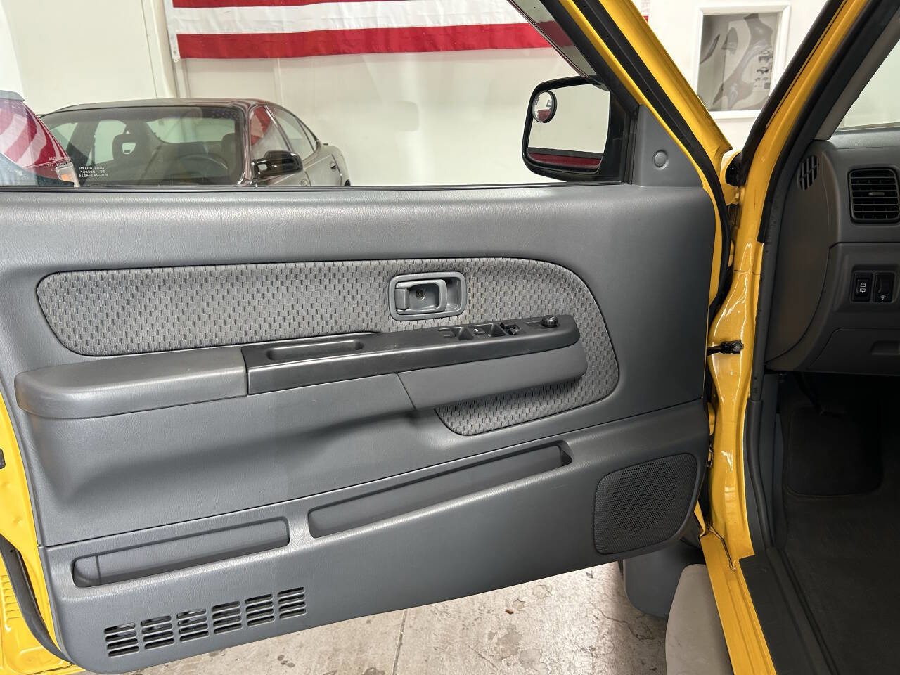 Used 2002 Nissan Xterra XE RWD image 21