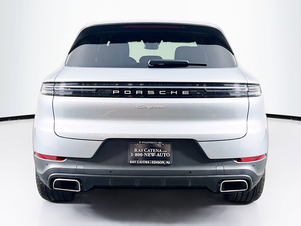 New 2026 Porsche Cayenne Base image 10