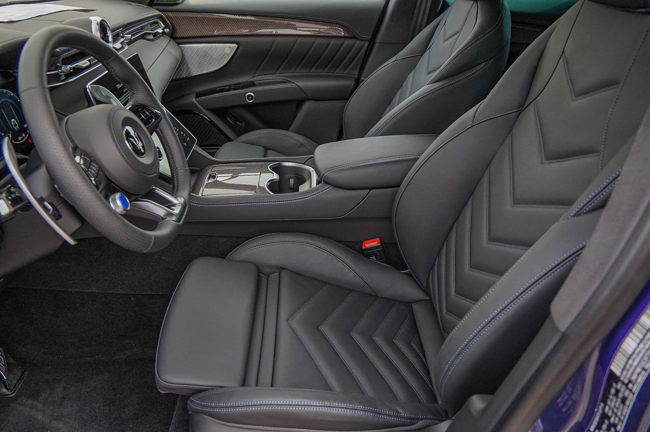 New 2026 Maserati Grecale Modena image 9