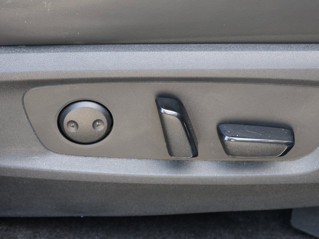 Certified 2025 INFINITI QX60 Luxe w/ Vision Package image 23