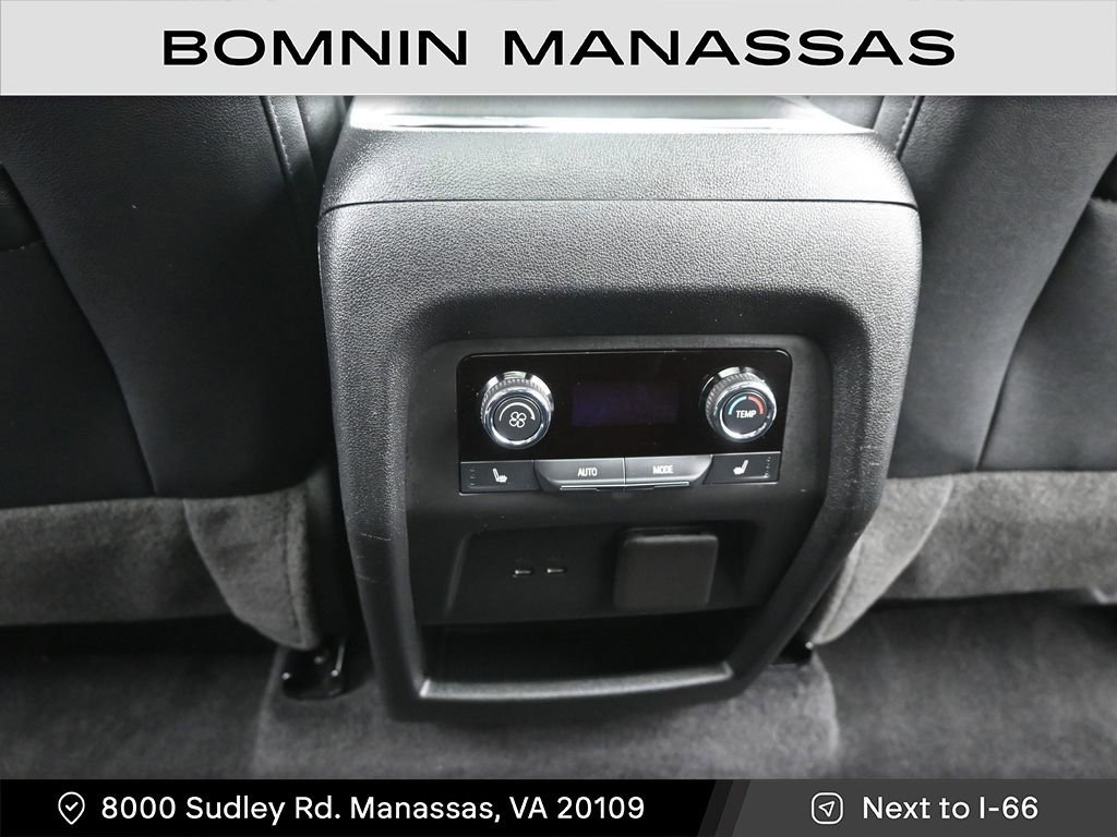 Used 2024 Chevrolet Traverse RS image 14