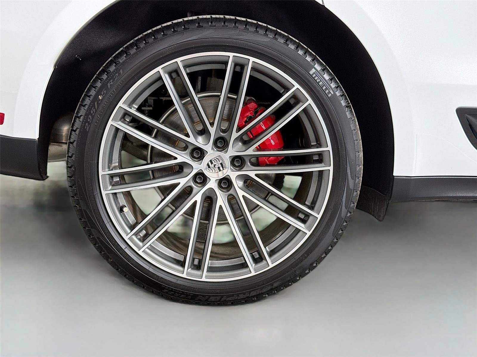 Certified 2025 Porsche Macan S AWD/4WD image 13