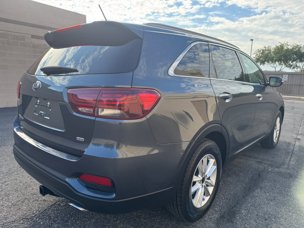 Used 2020 Kia Sorento LX w/ LX I4 Convenience Package image 8