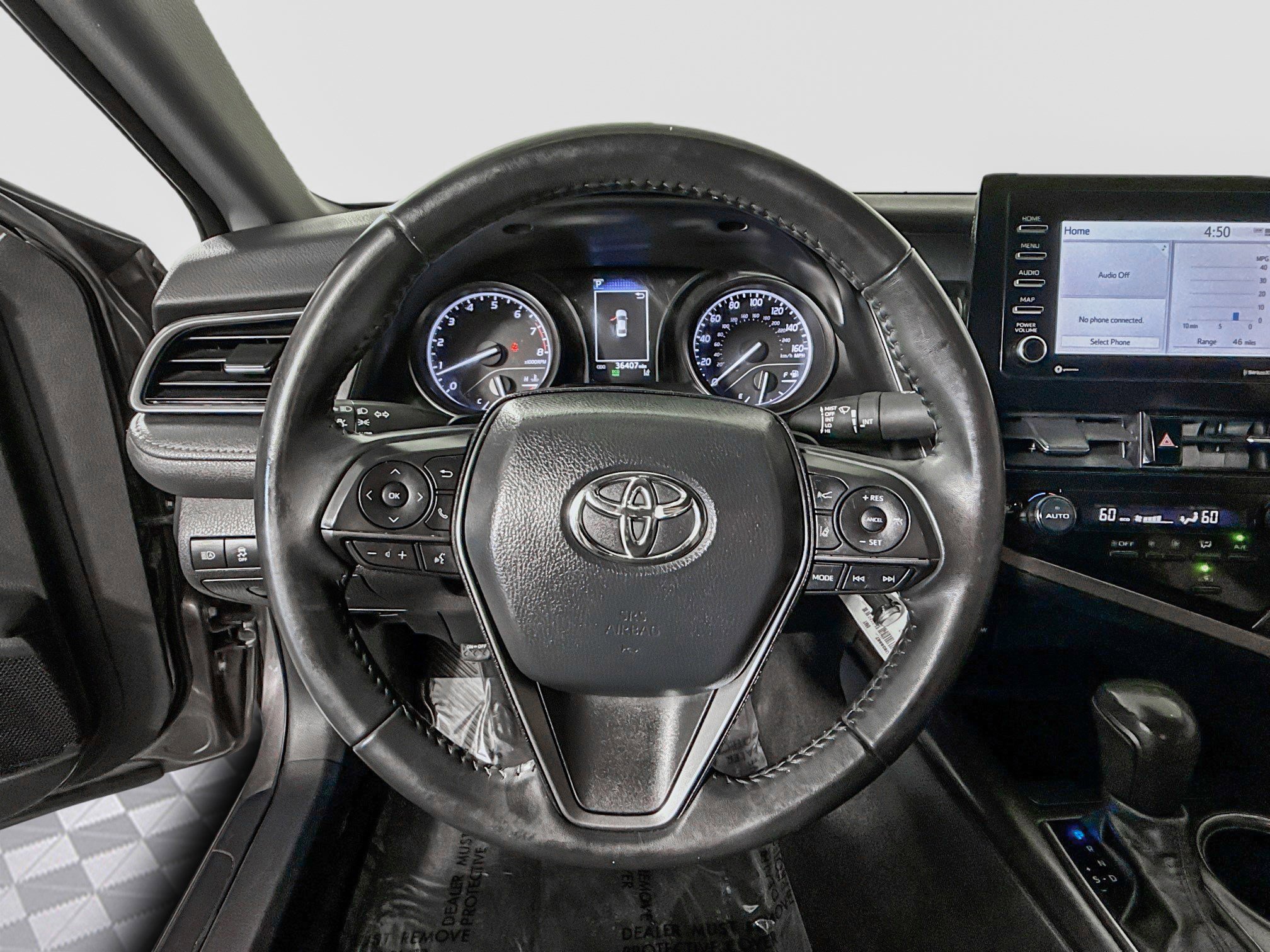 Used 2022 Toyota Camry SE image 13