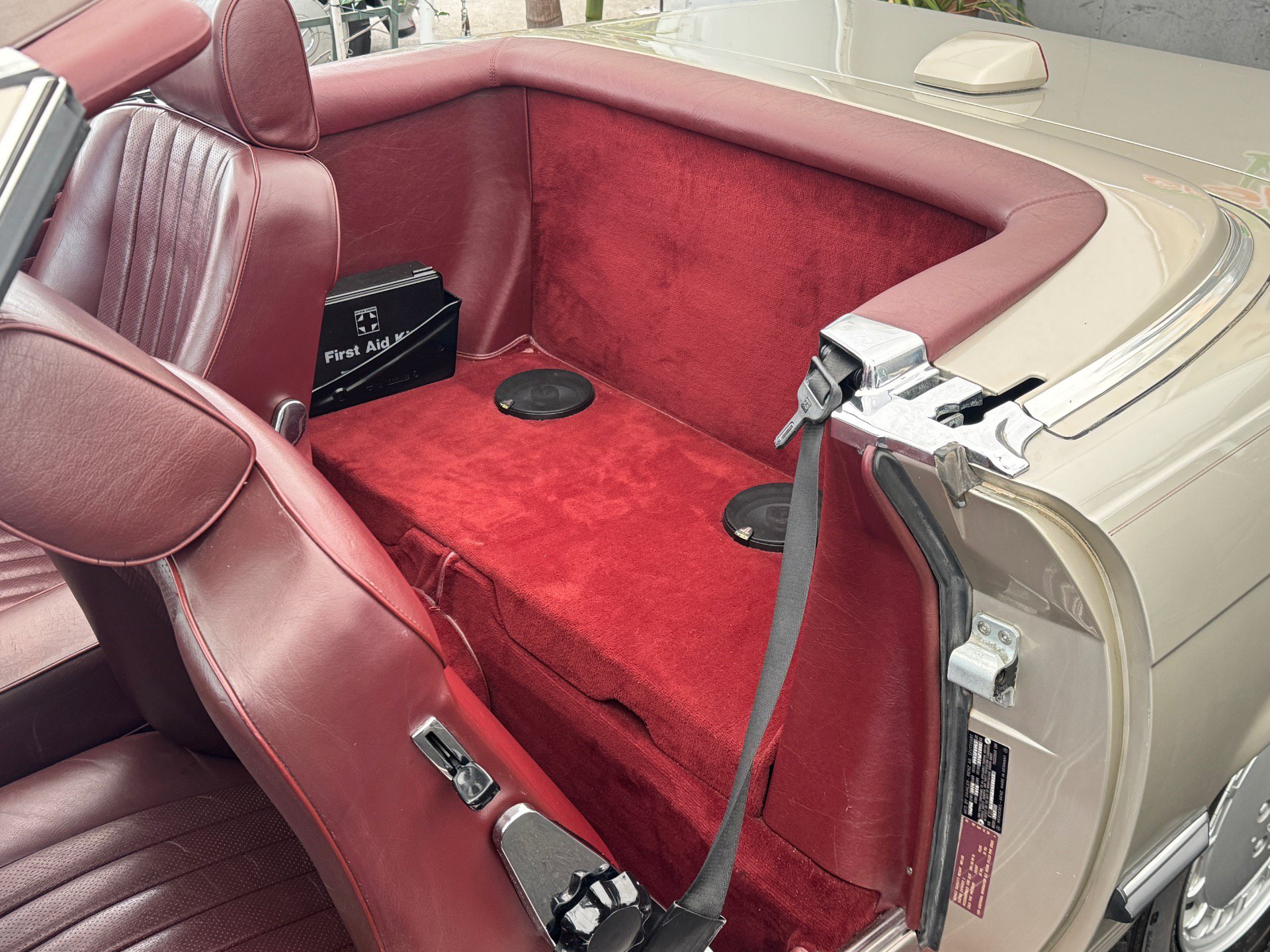 Used 1987 Mercedes-Benz 560 SL image 27
