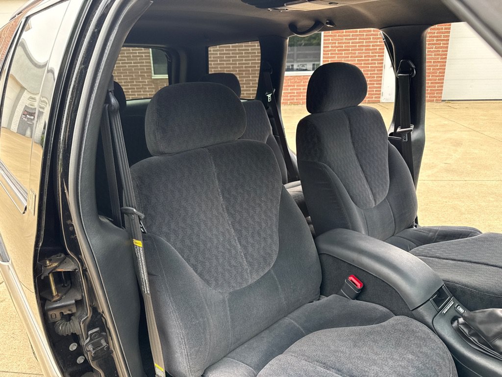 Used 2001 GMC Jimmy SLE w/ SLE Luxury Equipment Group AWD/4WD image 13