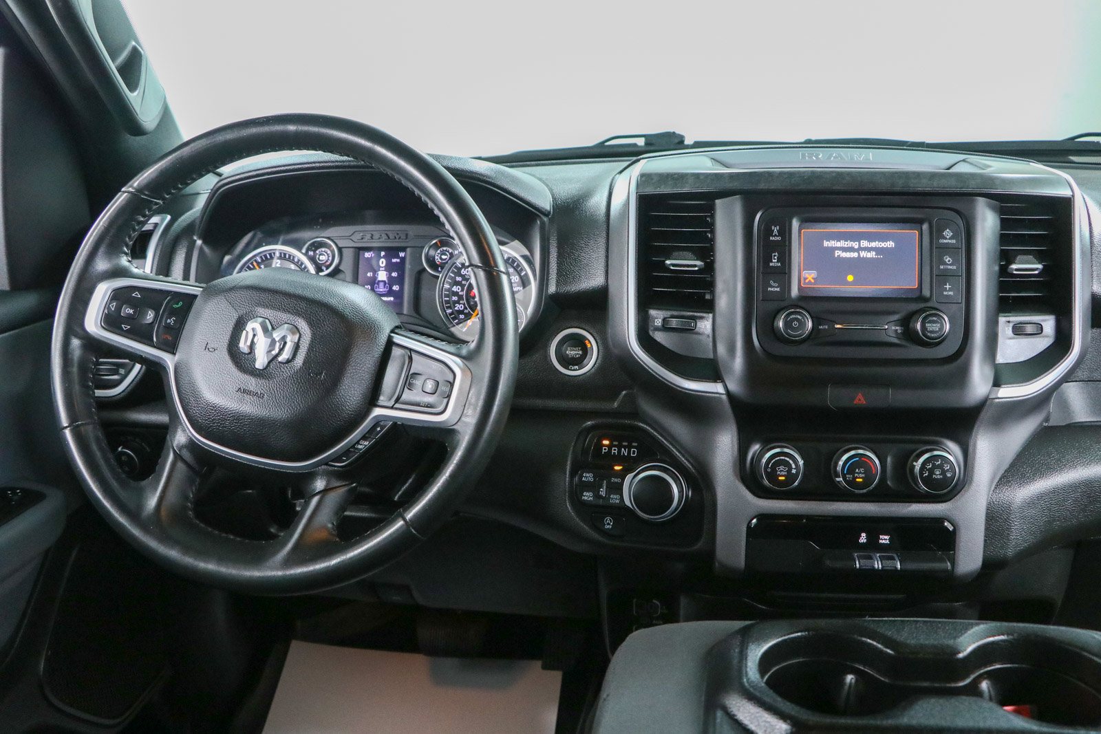 Used 2022 RAM 1500 Big Horn AWD/4WD image 17