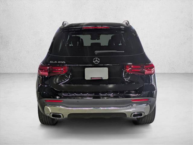 Certified 2025 Mercedes-Benz GLB 250 image 8
