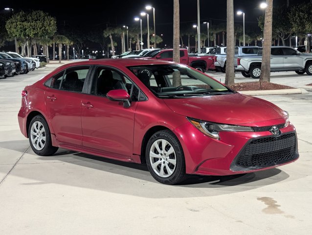 Used 2020 Toyota Corolla LE image 3