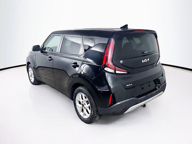 Used 2023 Kia Soul LX w/ LX Technology Package FWD image 25