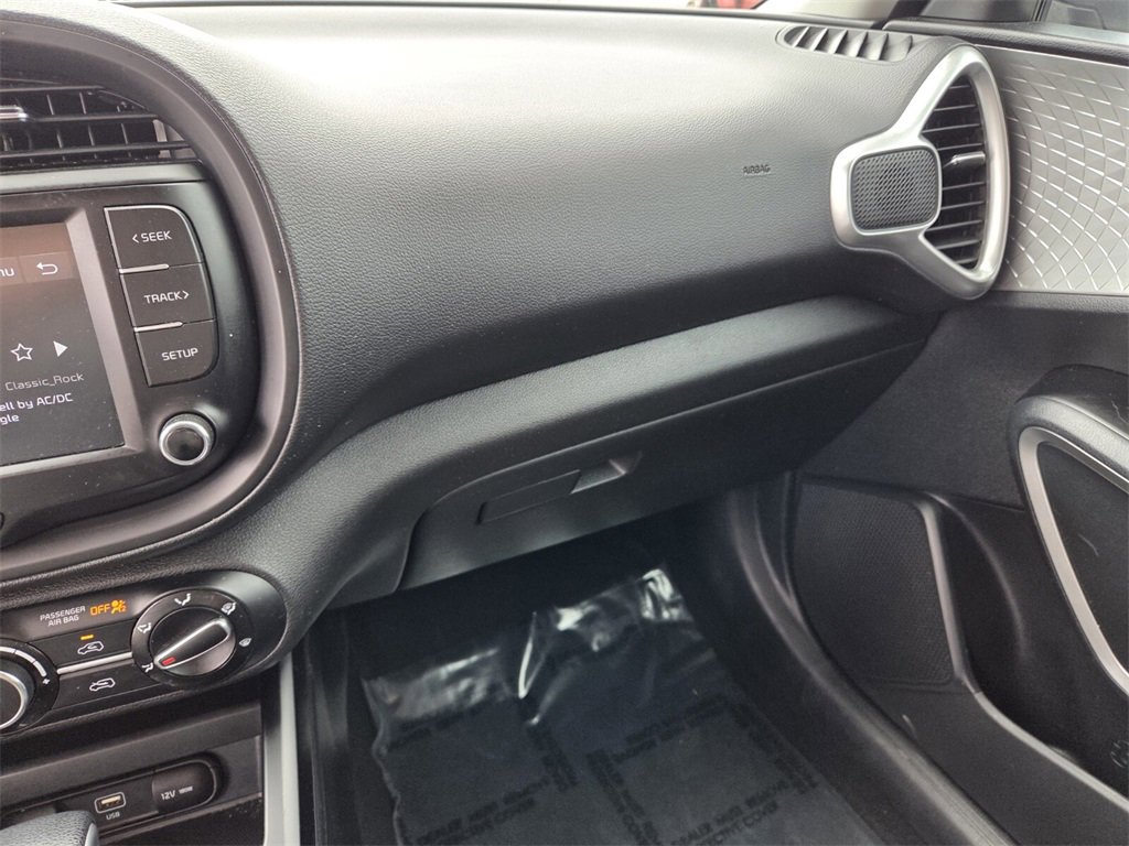 Used 2023 Kia Soul LX w/ LX Technology Package image 26