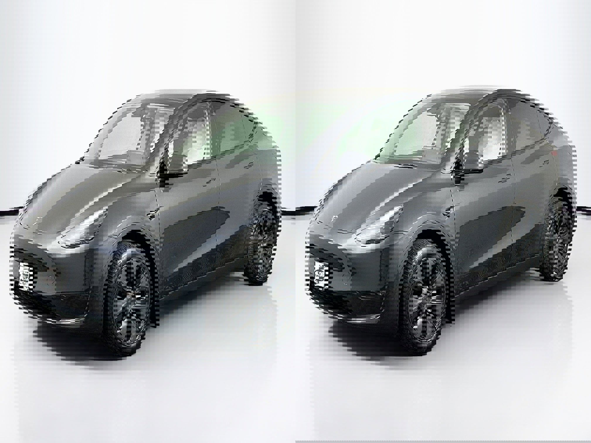 Used 2025 Tesla Model Y Long Range video 1