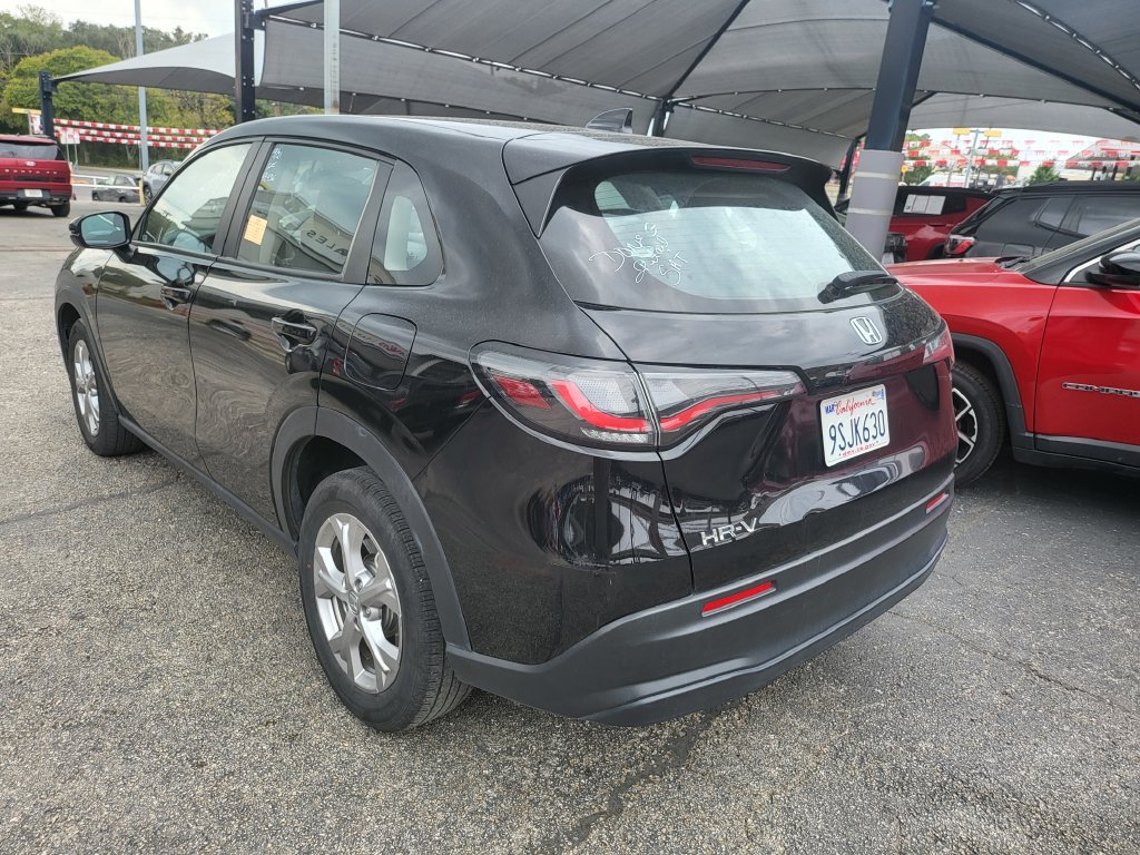 Used 2025 Honda HR-V LX image 9