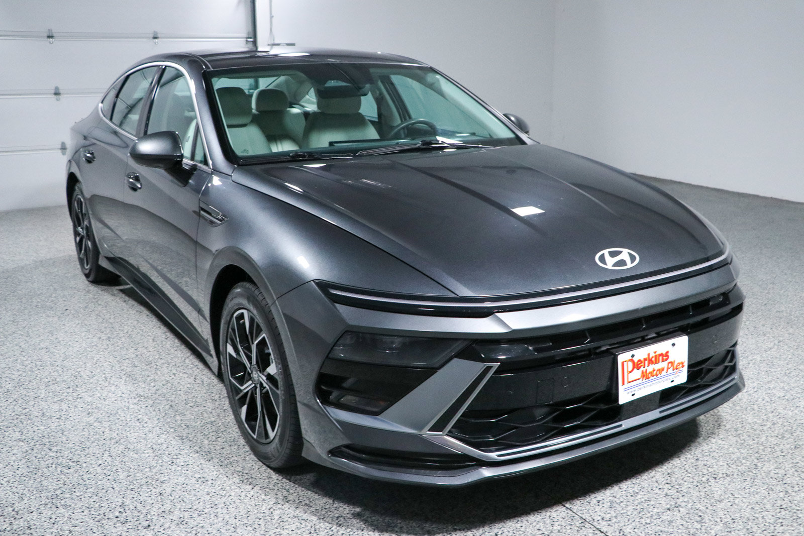 Used 2024 Hyundai Sonata SEL FWD image 5