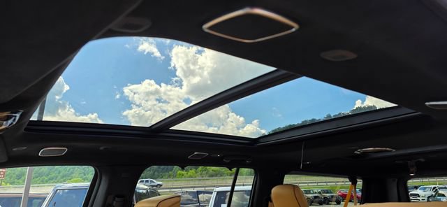 New 2026 Jeep Grand Wagoneer L Summit AWD/4WD image 32