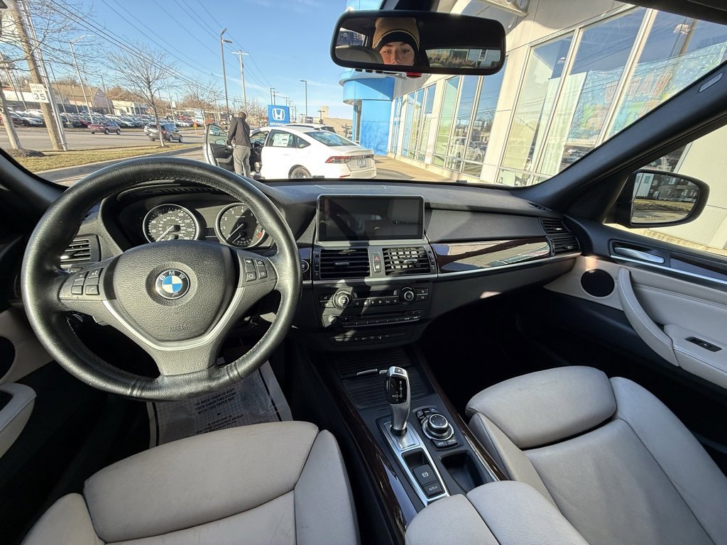 Used 2011 BMW X5 xDrive35i image 15