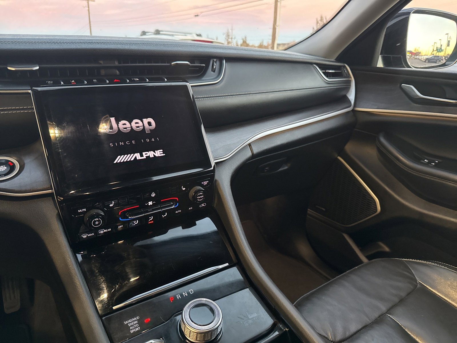 Used 2021 Jeep Grand Cherokee L Limited image 21