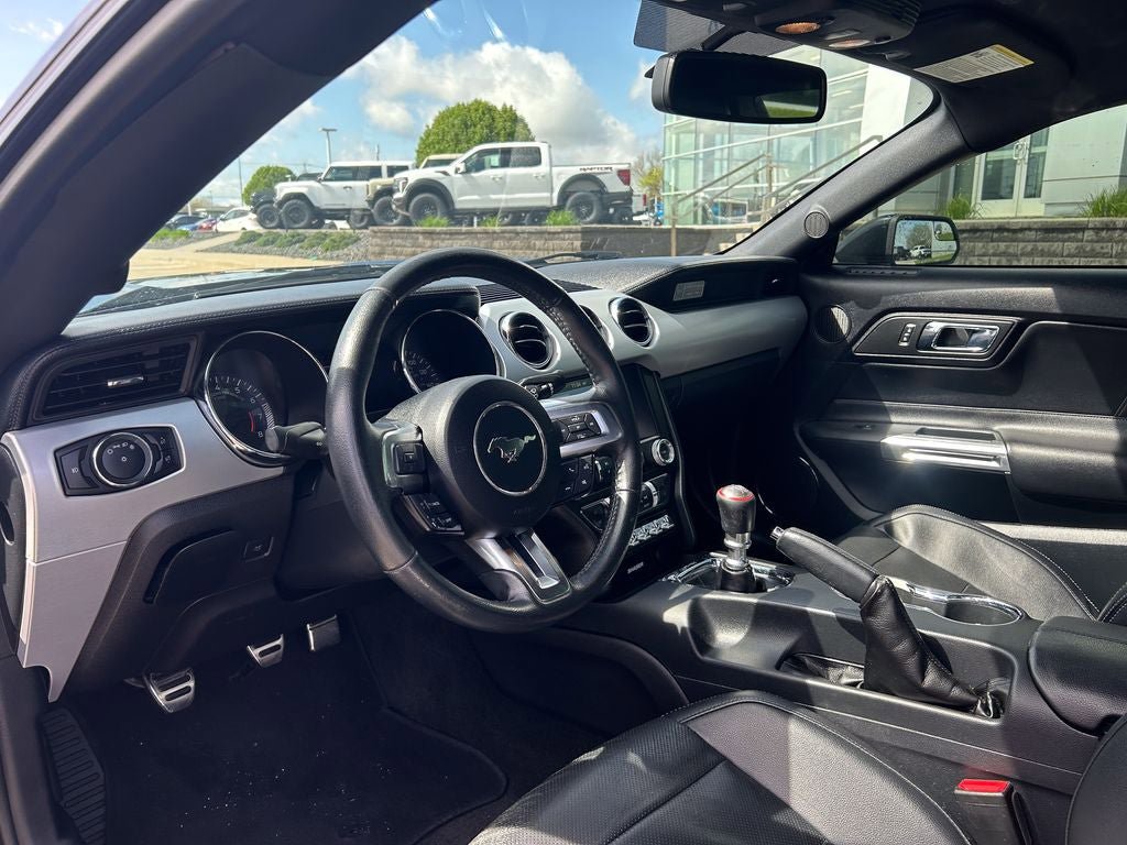 Used 2016 Ford Mustang GT Premium RWD image 9