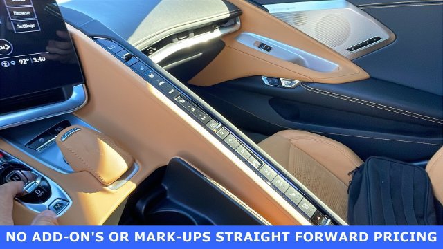 Used 2021 Chevrolet Corvette Stingray Preferred Cpe w/ Z51 Performance Package RWD image 15