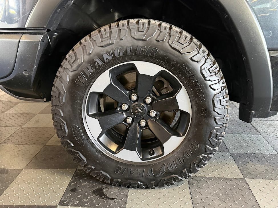 Used 2020 RAM 1500 Rebel AWD/4WD image 31