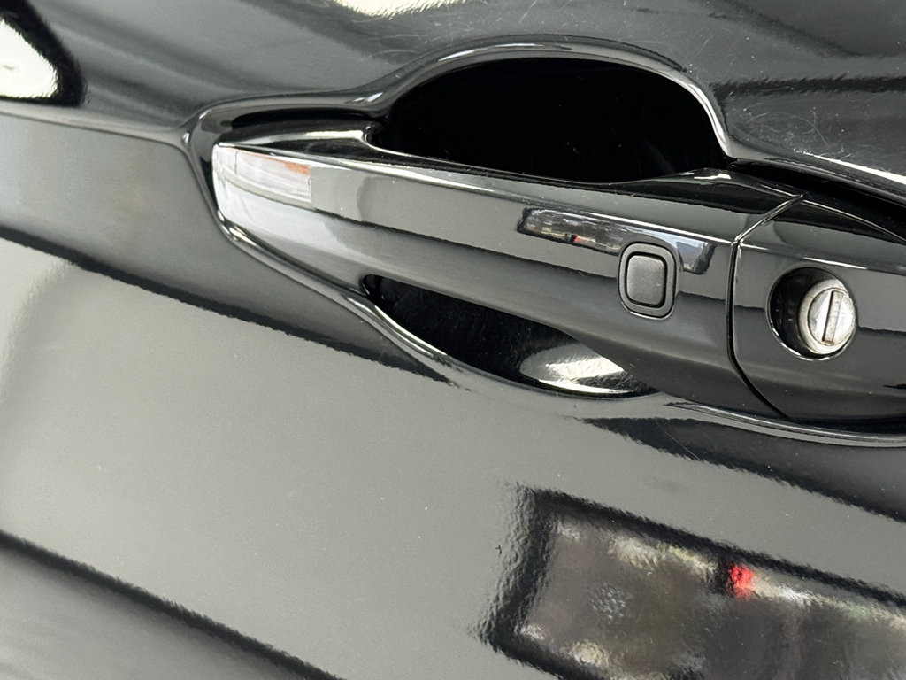 Used 2023 Mitsubishi Outlander SE image 12