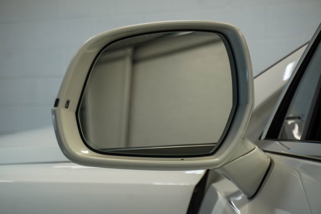 Used 2020 Bentley Bentayga Speed image 47