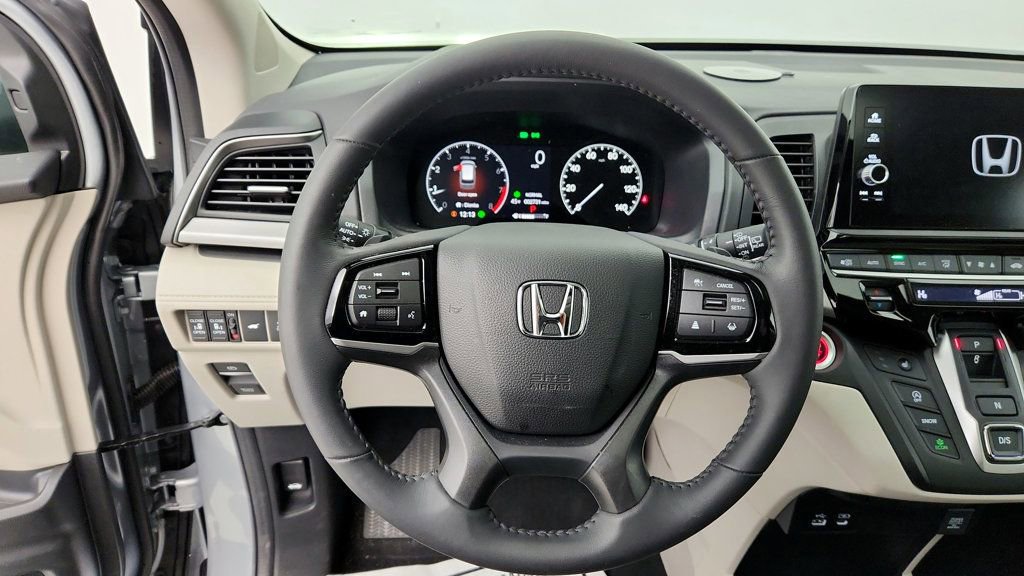 Used 2025 Honda Odyssey EX-L image 14