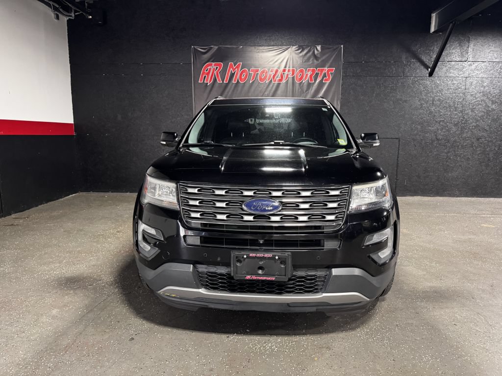 Used 2017 Ford Explorer Limited w/ Equipment Group 301A AWD/4WD image 7