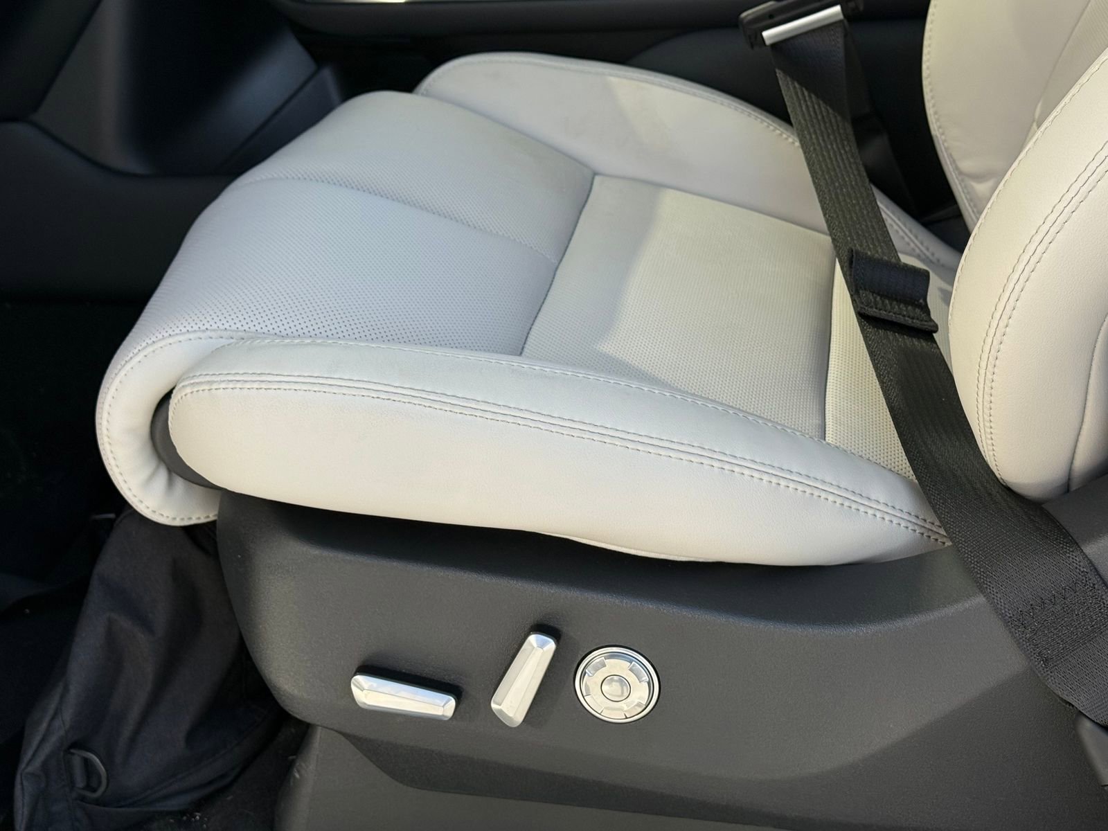 New 2026 Lincoln Navigator Reserve w/ Jet Appearance Package image 22