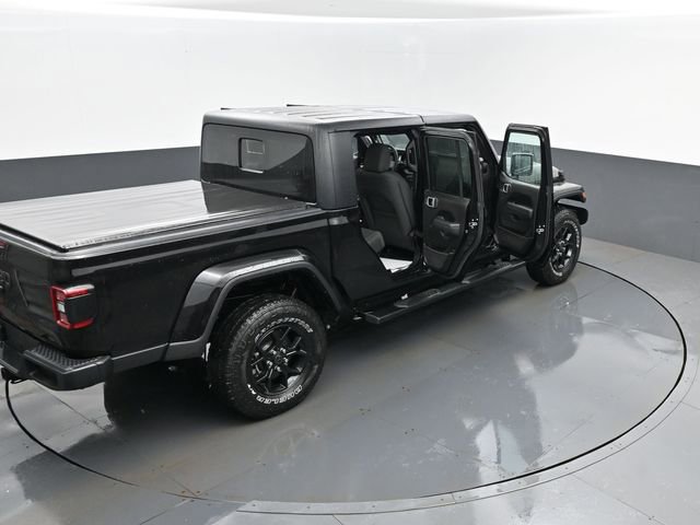 Used 2024 Jeep Gladiator Willys image 24