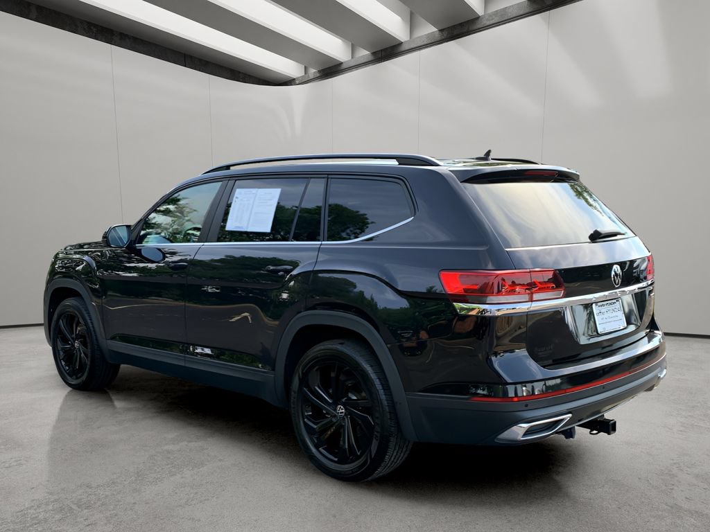 Used 2022 Volkswagen Atlas SE w/ Panoramic Sunroof Package AWD/4WD image 3
