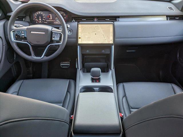 New 2025 Land Rover Discovery Sport Dynamic SE image 16
