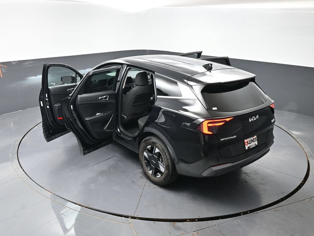 Used 2026 Kia Sportage LX FWD image 57