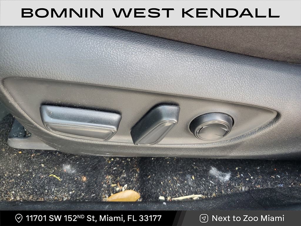 Used 2024 Toyota RAV4 XLE image 19