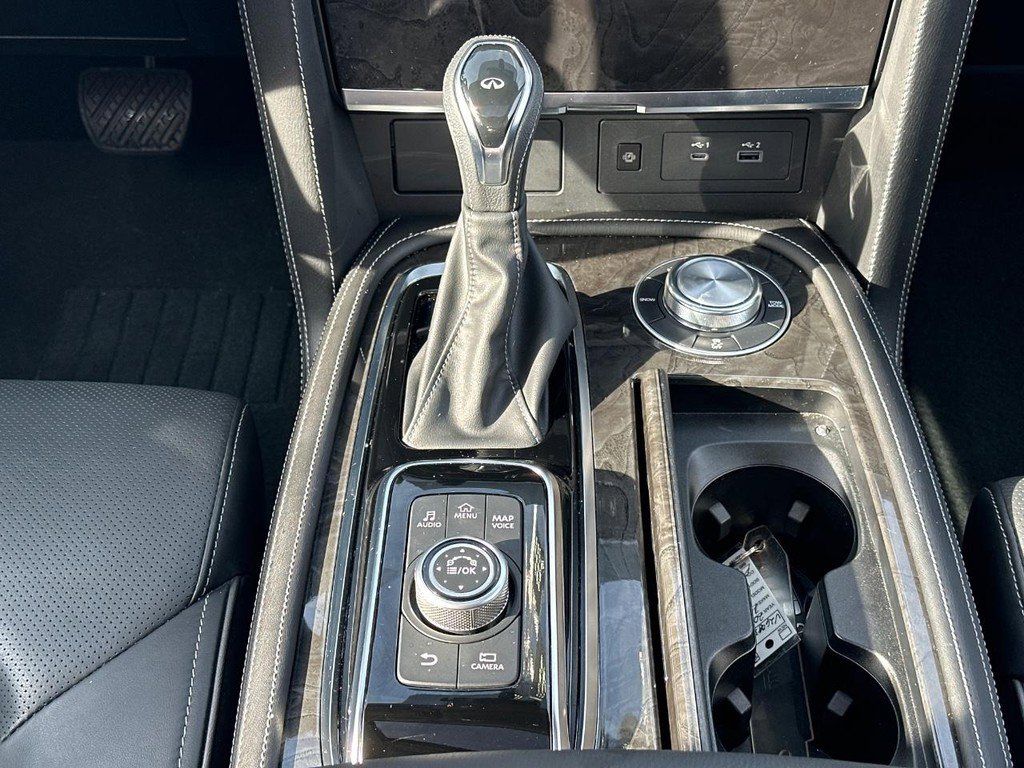 Used 2023 INFINITI QX80 Luxe w/ Cargo Package image 16