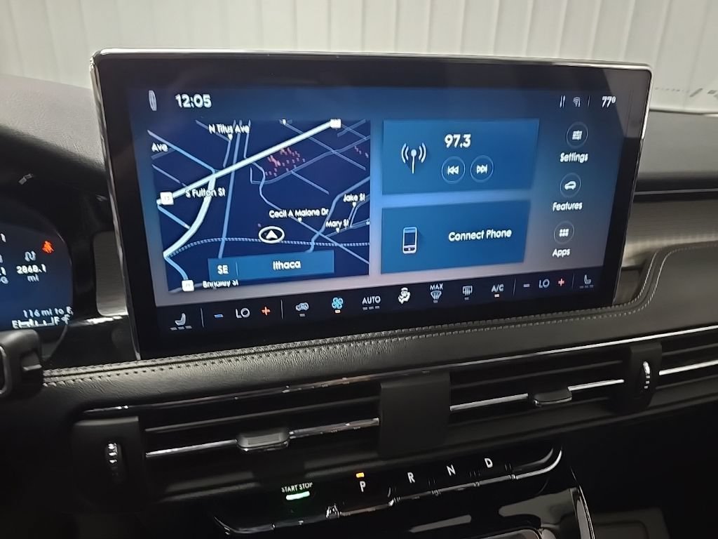 Used 2023 Lincoln Corsair AWD image 29