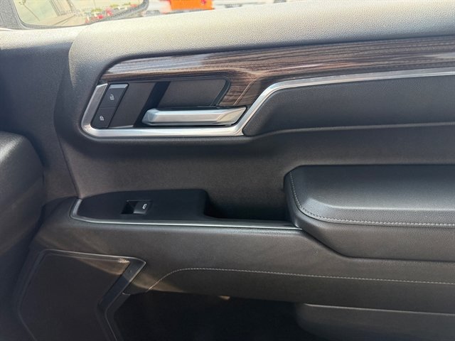 Used 2023 Chevrolet Silverado 1500 RST AWD/4WD image 27