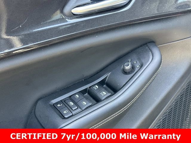 Certified 2023 Jeep Grand Cherokee Laredo AWD/4WD image 19