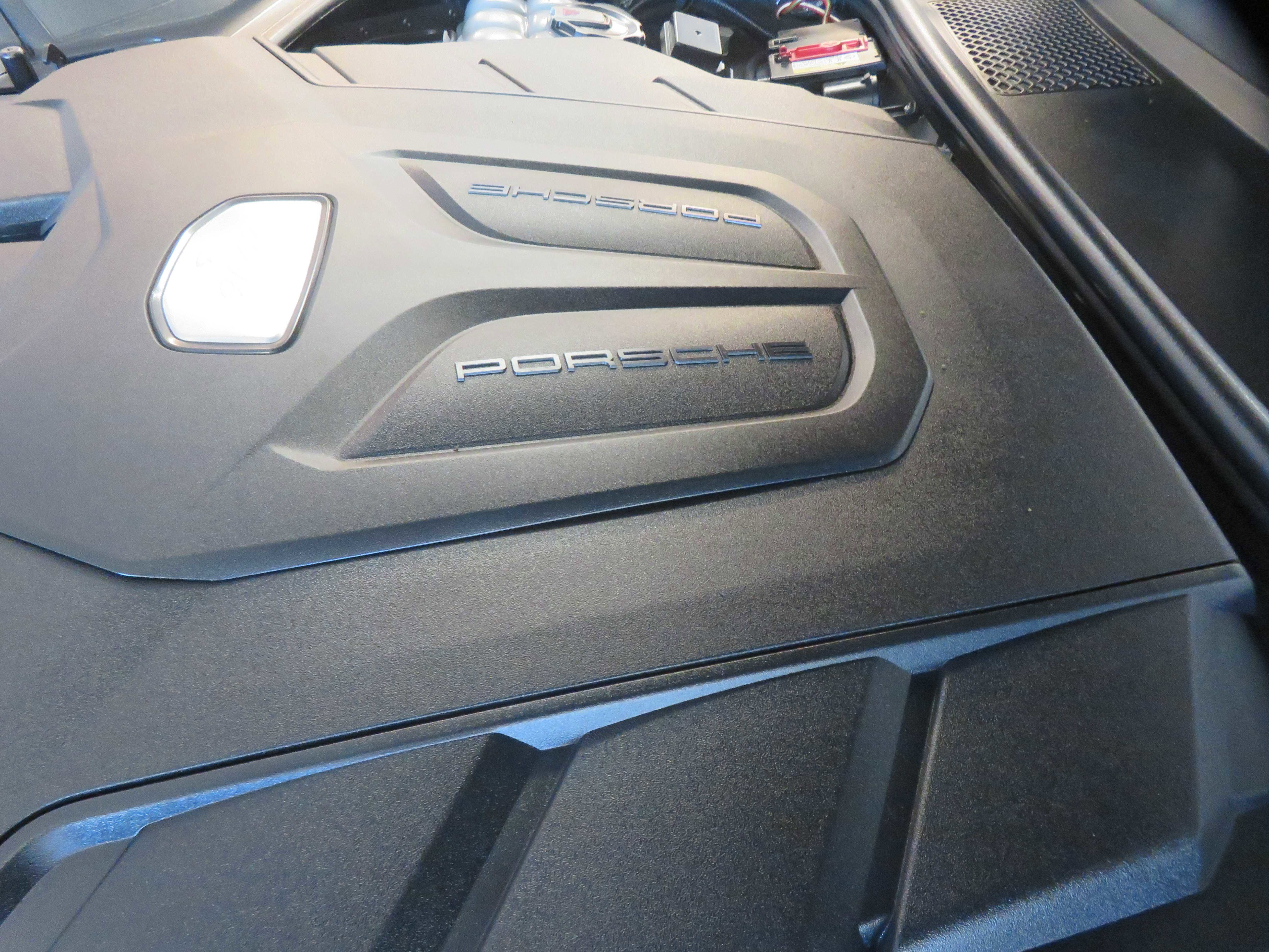 Used 2020 Porsche Cayenne S image 59