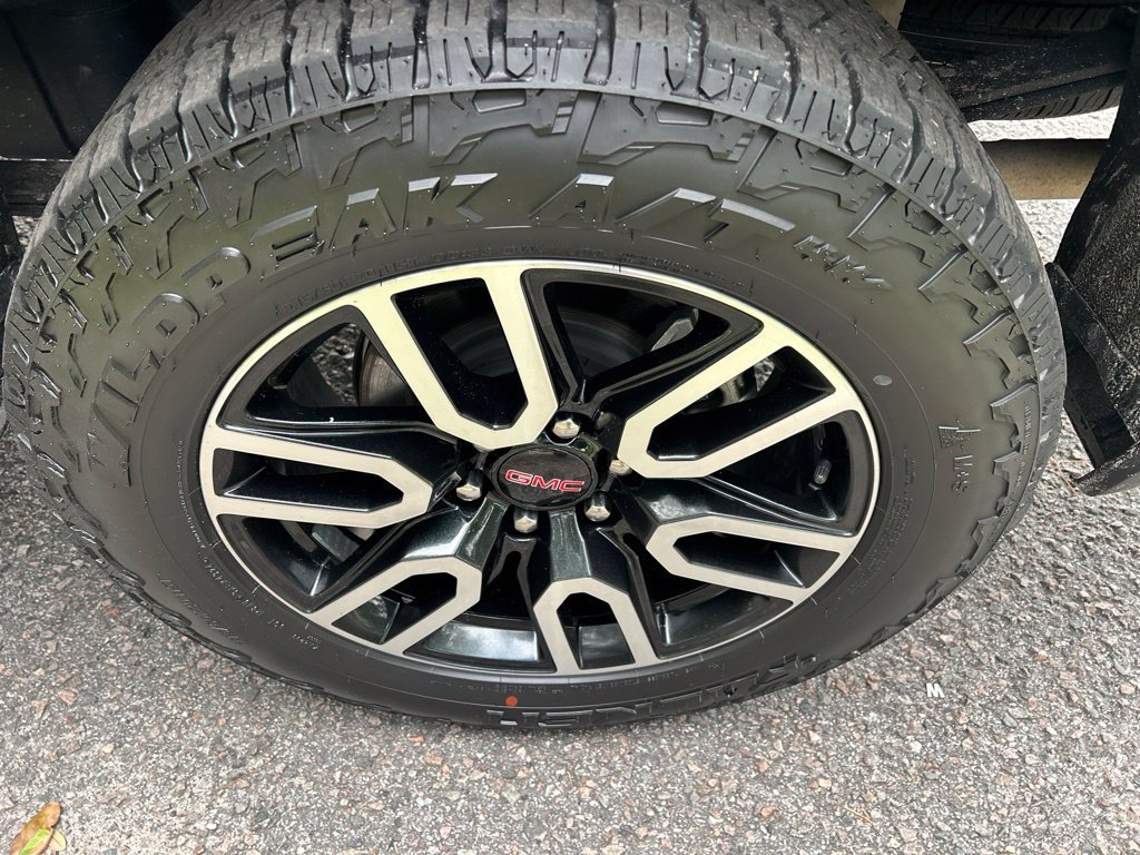 Used 2019 GMC Sierra 1500 AT4 w/ AT4 Premium Package AWD/4WD image 10