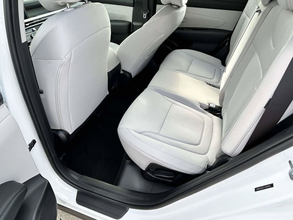 New 2026 Hyundai Tucson SE FWD image 19