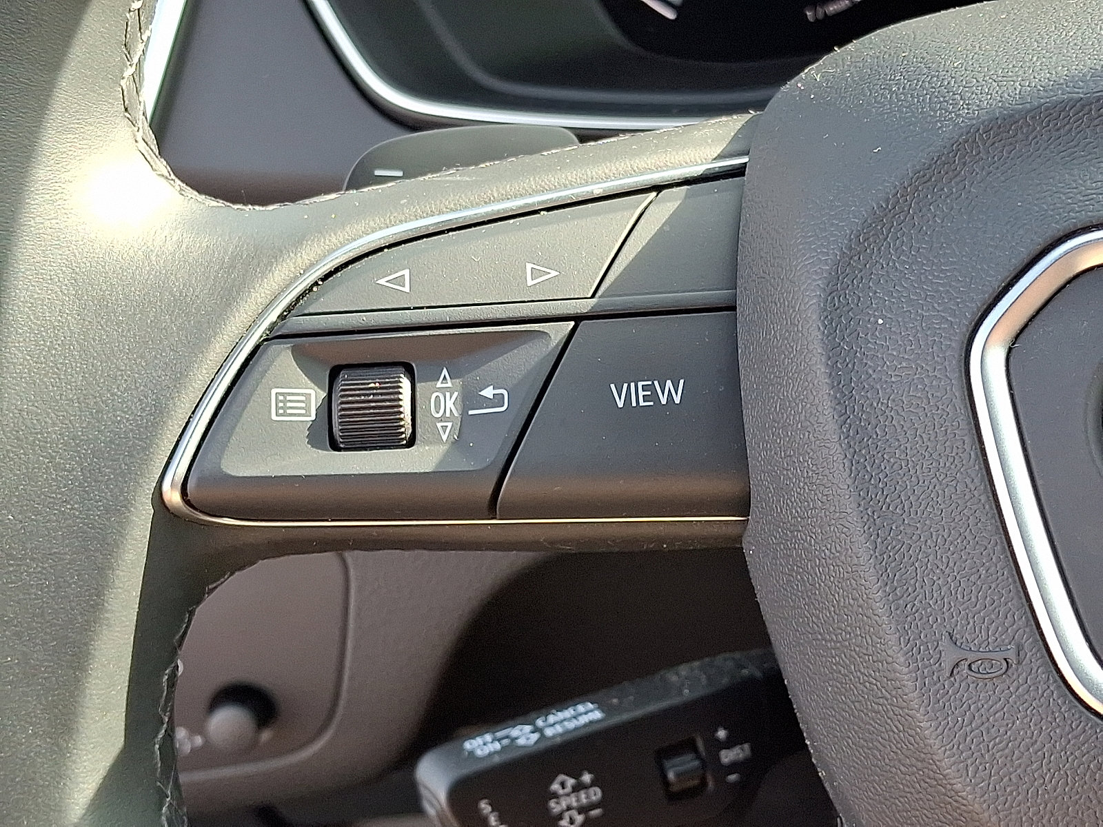 Certified 2025 Audi Q5 2.0T Premium Plus image 23