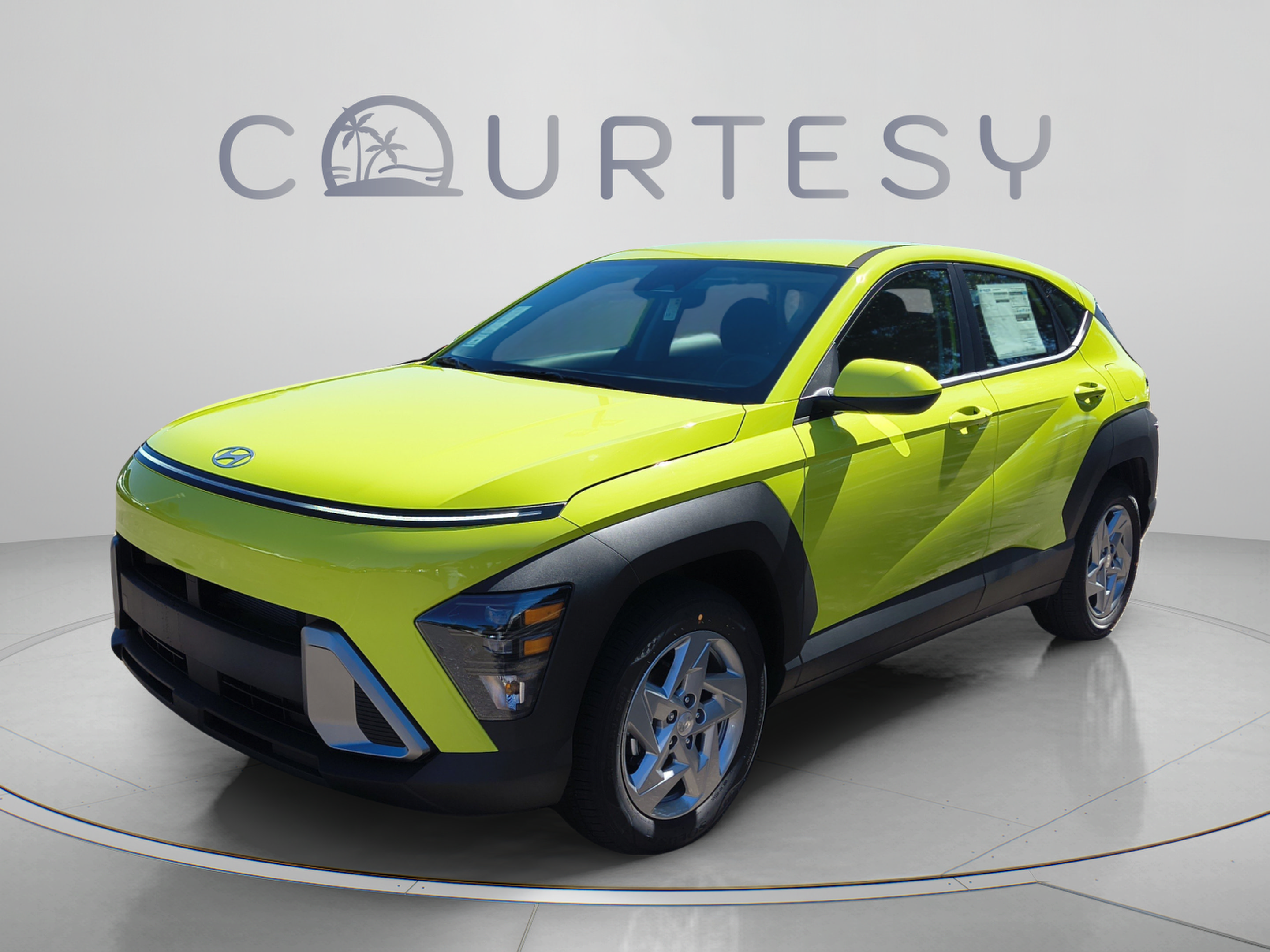 New 2027 Hyundai Kona SE FWD 360° Tour