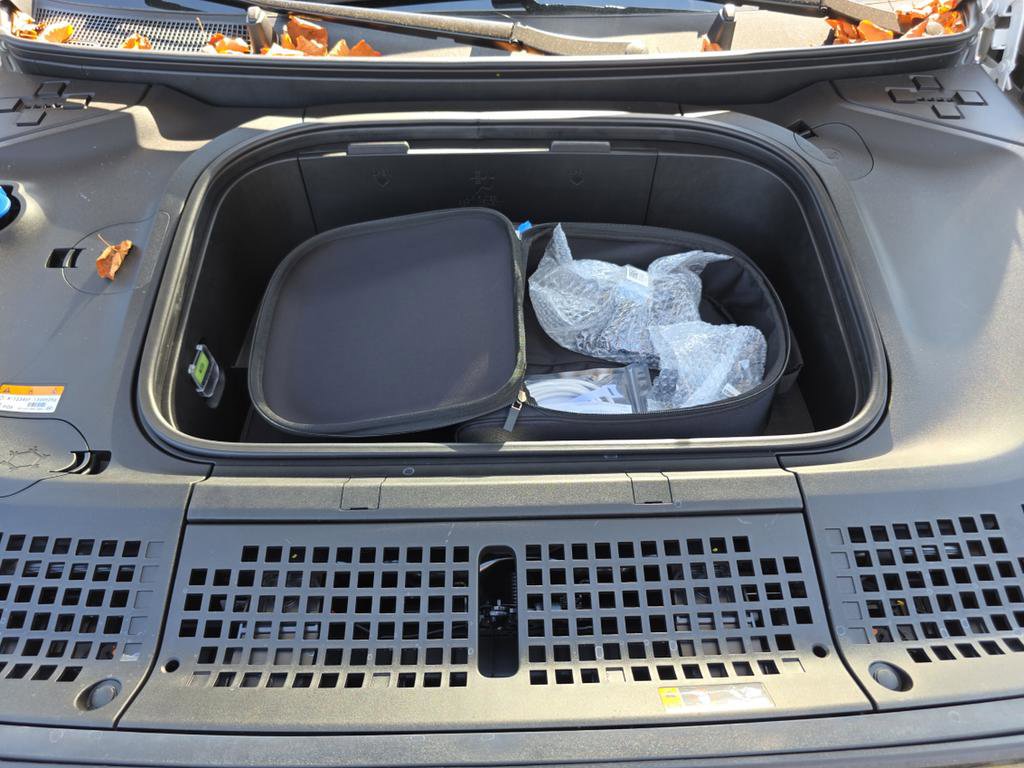 New 2026 Hyundai Ioniq 9 SE image 10