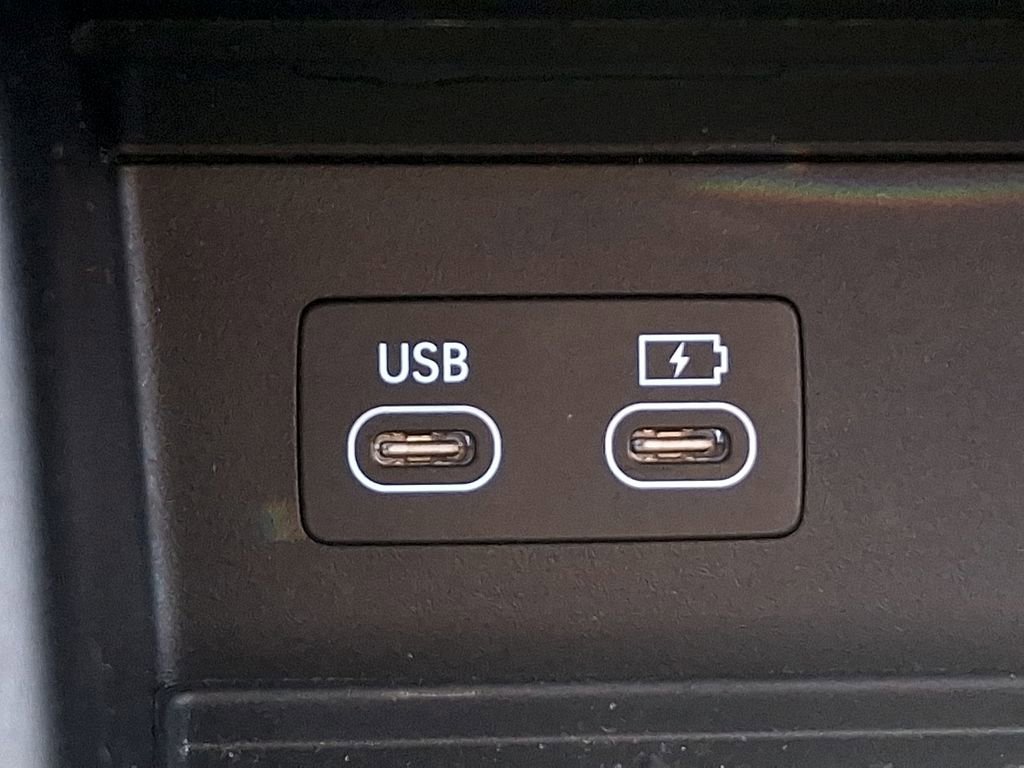 Used 2025 Genesis GV80 2.5T Standard image 25