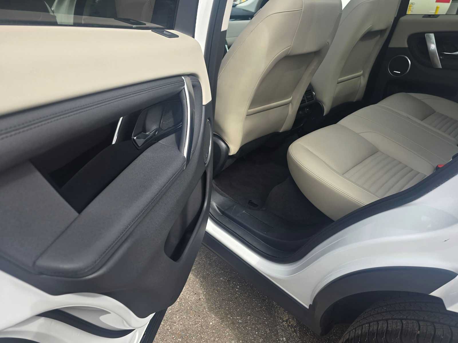 Used 2025 Land Rover Discovery Sport S AWD/4WD image 17