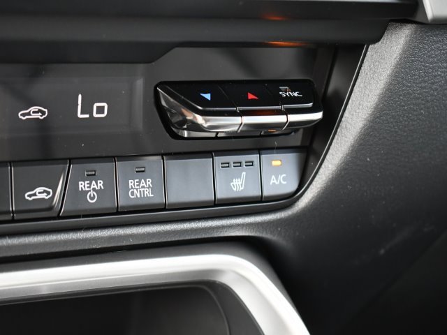 New 2025 MAZDA CX-70 Plug-In Hybrid w/ Premium Pkg image 15