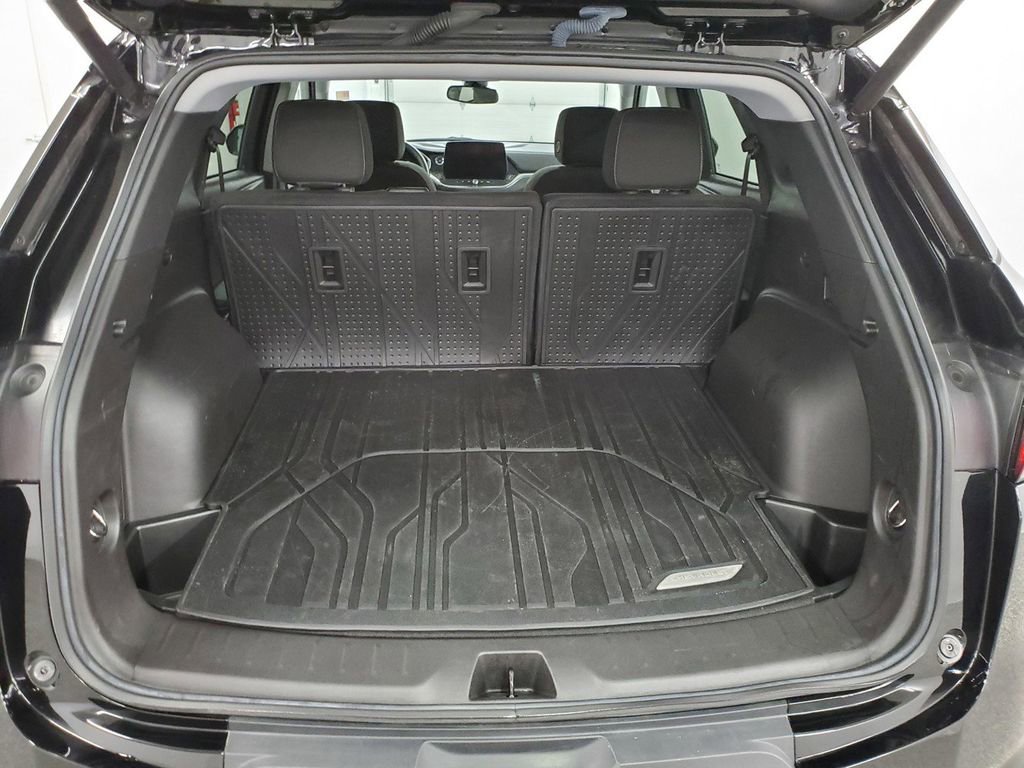 Used 2024 Chevrolet Blazer LT w/ Convenience Package FWD image 23